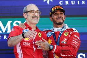 Qui est Carlo Santi, l’ingénieur qui accompagne Hamilton chez Ferrari ?