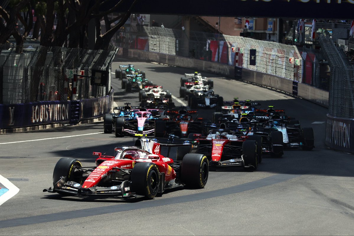 Départ du GP de Monaco - Ferrari
