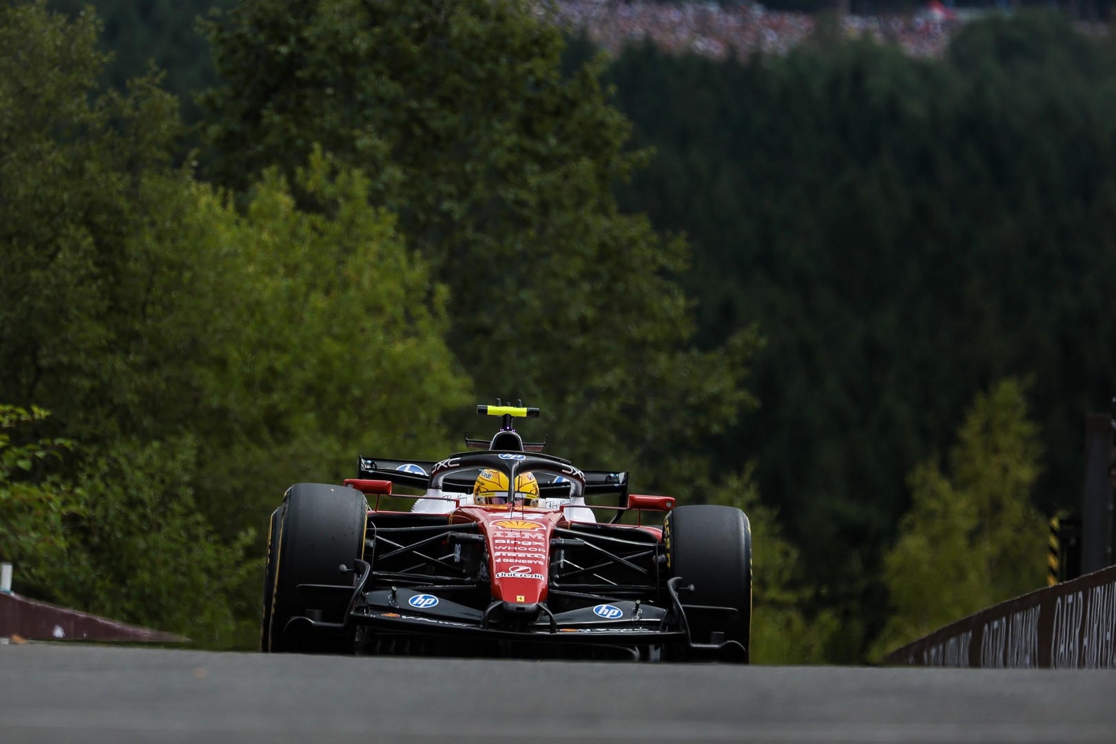 Lewis Hamilton pénalisé par les réparations de sa Ferrari à Spa