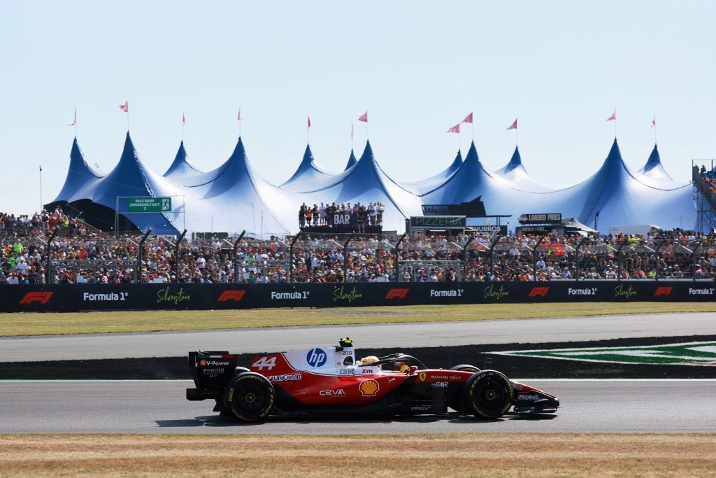 Hamilton décroche la pole Sprint à Silverstone