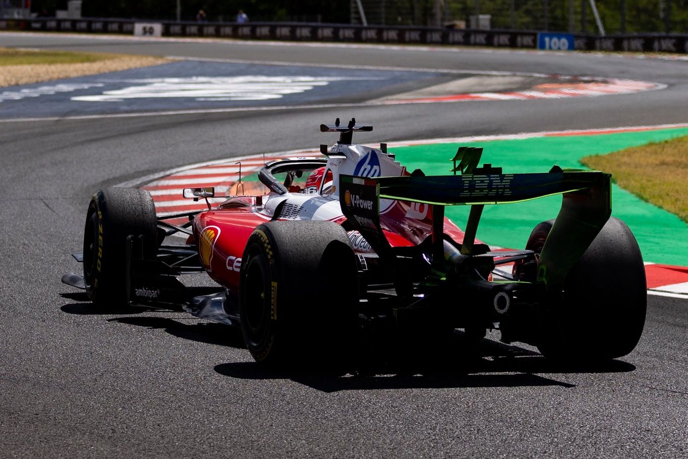 Leclerc en tête des EL1 en Hongrie malgré un problème technique