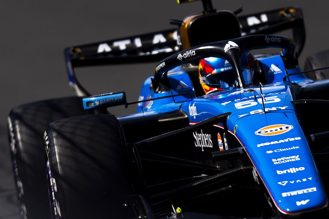 Sainz explique l’incident avec Piastri par une panne système