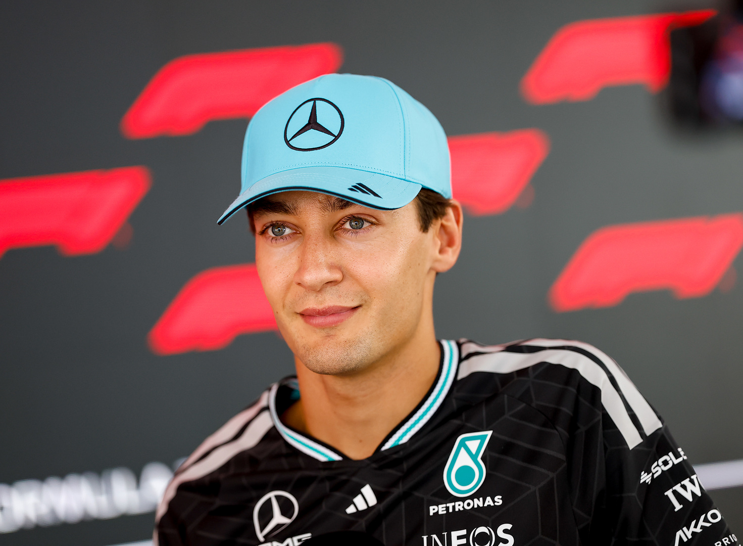 George Russell frustré, se sent "impuissant" au volant de la Mercedes