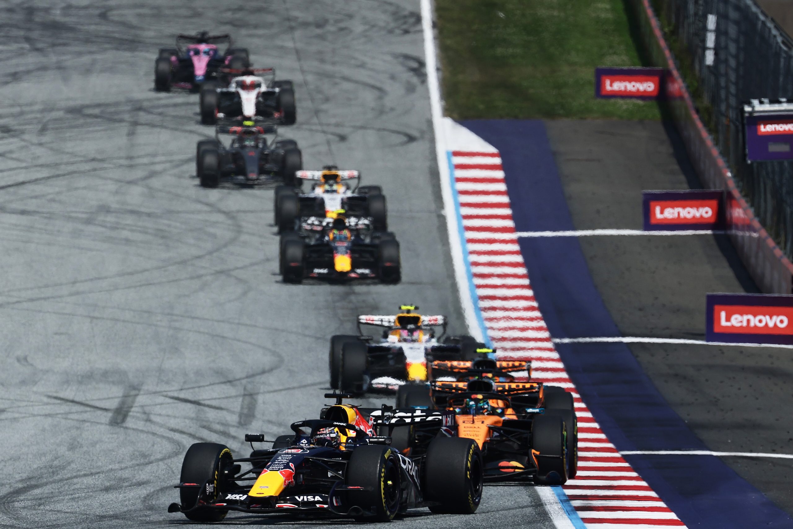 Verstappen chez McLaren ? Steiner ne voit aucun intérêt à un départ