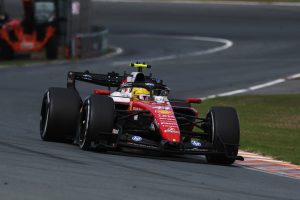 Lewis Hamilton "frustré" par Ferrari après le Grand Prix des Pays-Bas